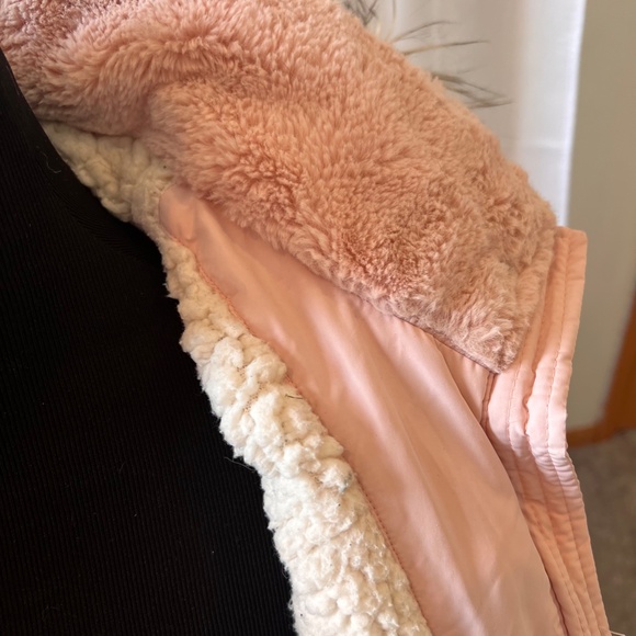 Abercrombie girls winter coat, pink, Sherpa lined. Size 11/12 - Picture 3 of 4